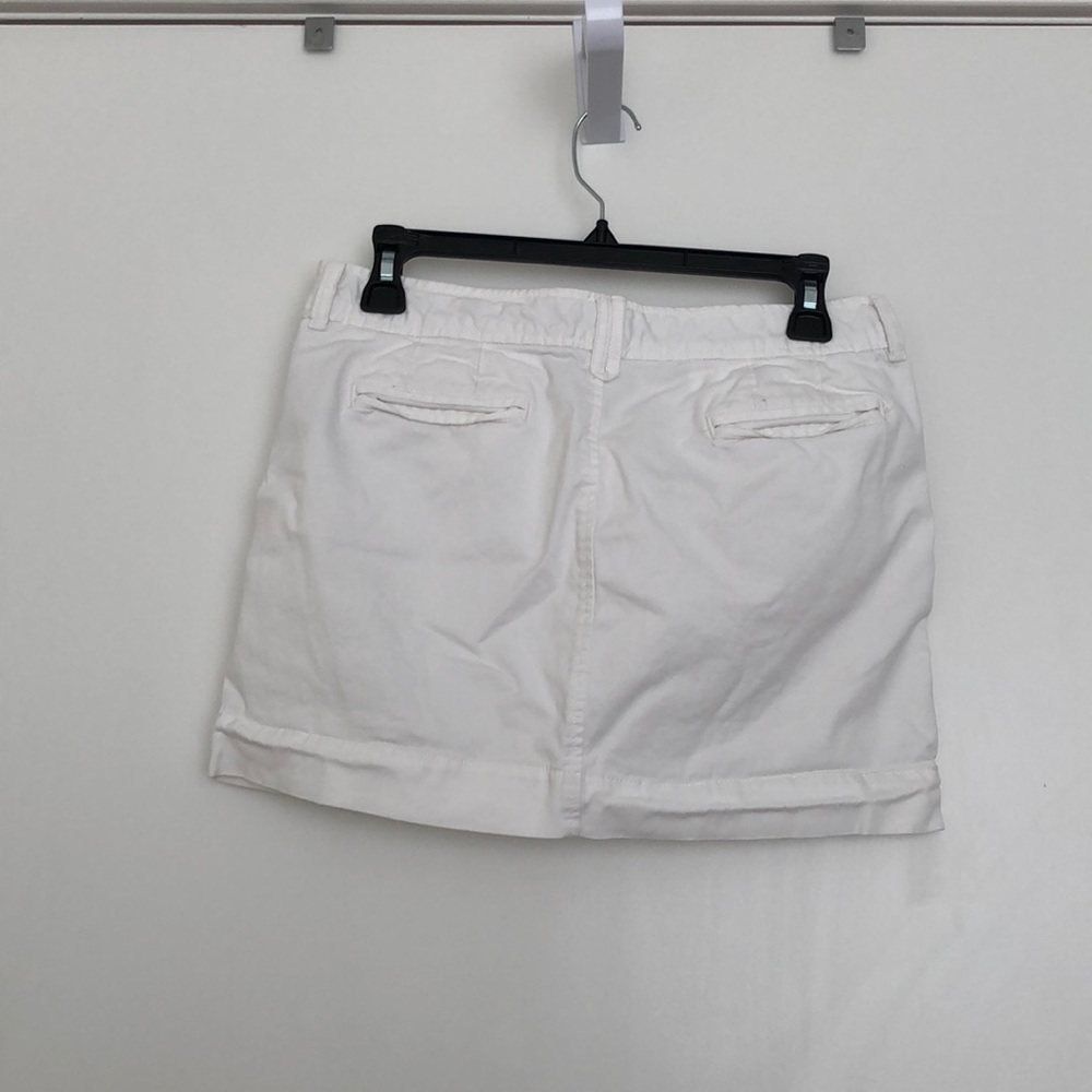 White Chino Mini - Picture 3 of 3